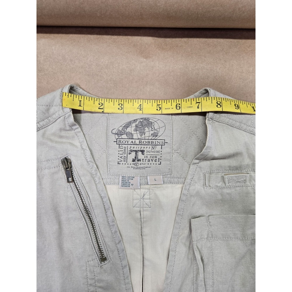 Royal Robbins Men's Large‎ Khaki Utility Vest Outdoor Travel Hunting Zip Up - Picture 12 of 16